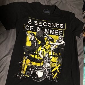 5SOS merch
